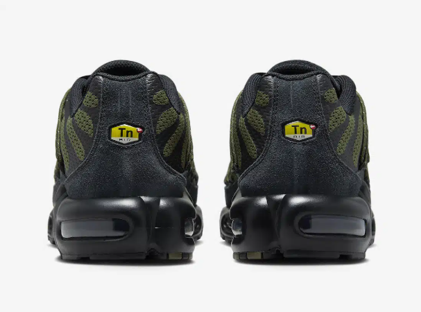 NIKE AIR PLUS MAX UTILITY MEDIUM OLIVE BLACK - Spéciale éditions