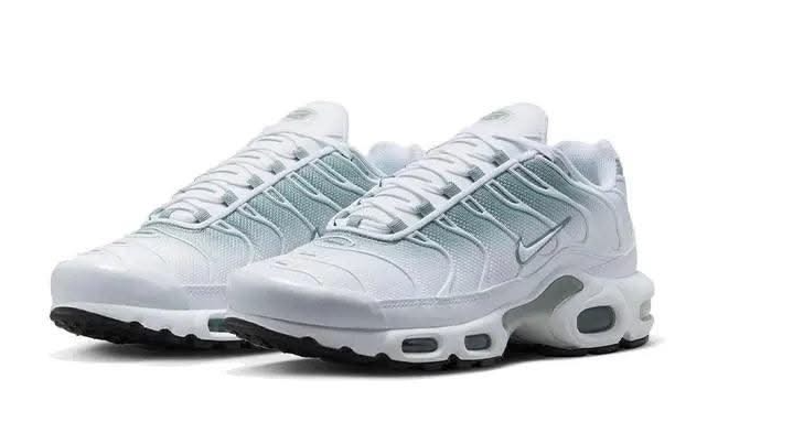 Air Max Plus White Mica Green